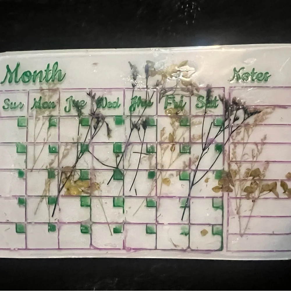 MILKLY FLORAL FLOWS - Stay Organized in Style with Our Resin Monthly Calendar!